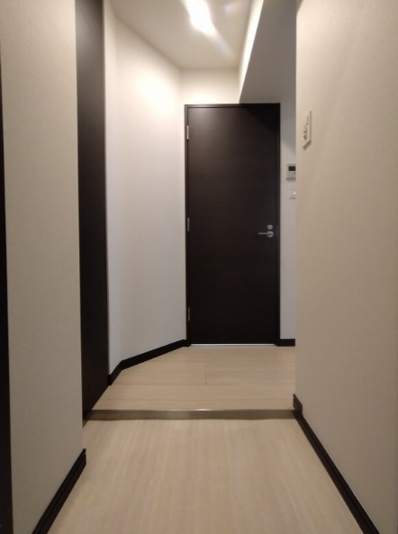ＧＥＮＯＶＩＡ渋谷笹塚ｓｋｙｇａｒｄｅｎの玄関