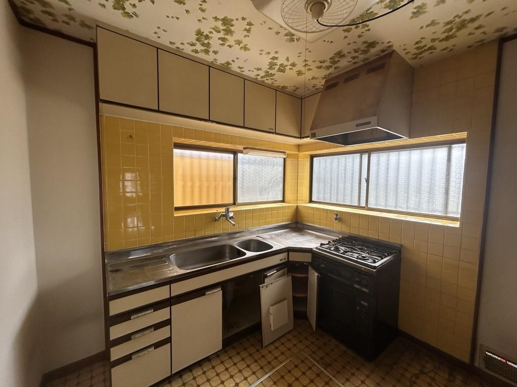 入間市新久　中古戸建のキッチン