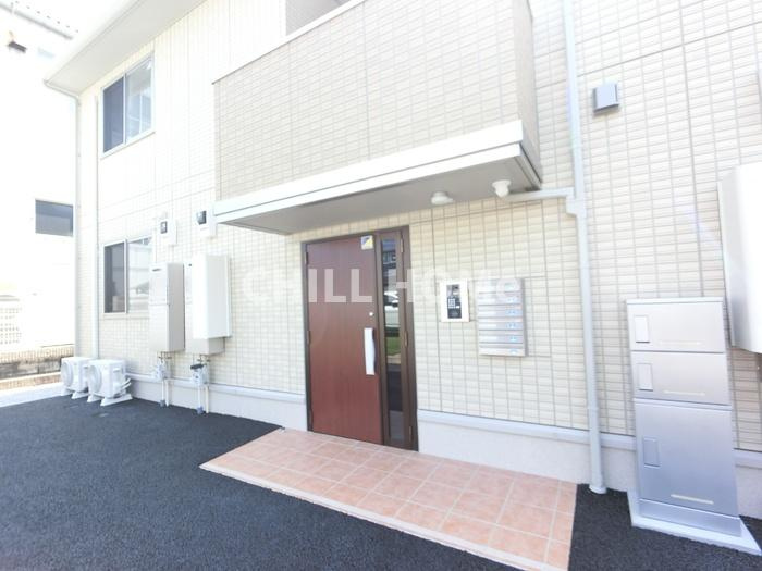 リリーフ小相木のエントランス|当社、チルホームのHPもご覧ください(^^)/物件情報多数♪