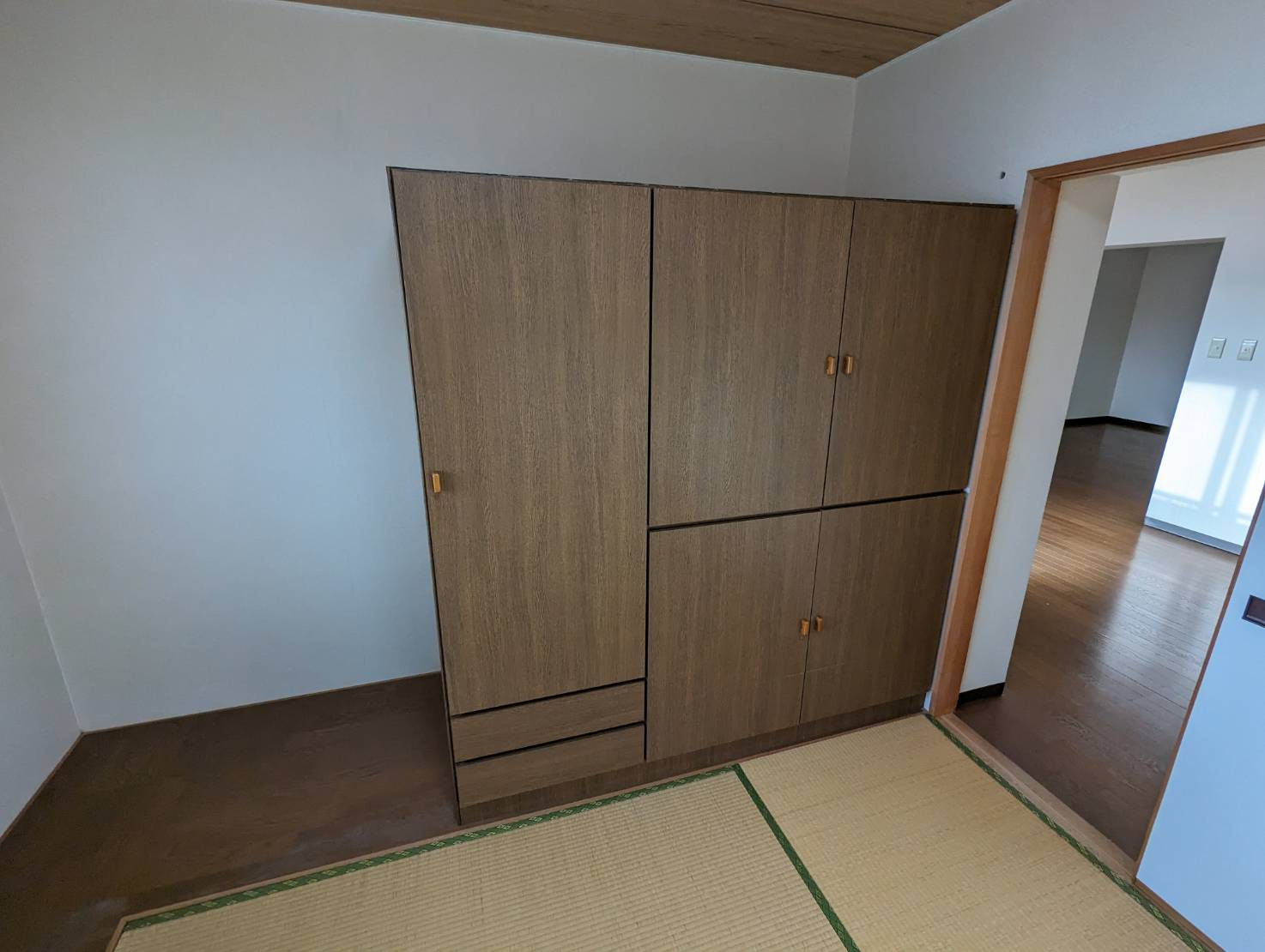 鶴ケ岱マンションの収納
