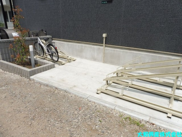 リブリ・Strada　Brillante（ストラーダ　ブリランテ）のその他共用部分