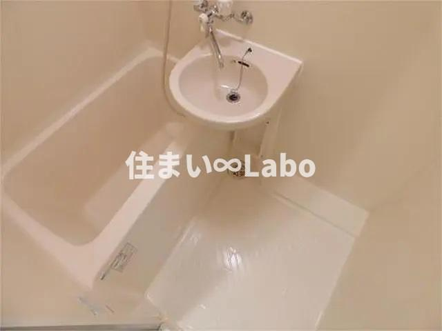 リファレンス駅南の洗面所