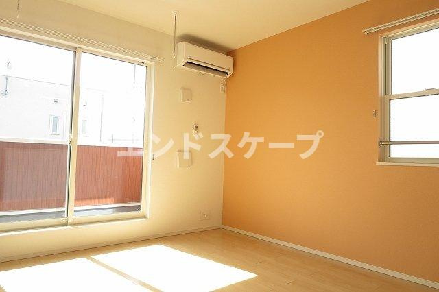 彩　ｔａｋａｓａｋｉ　Ⅰの居間・リビング|高崎、前橋のお部屋探しはエンドスケープまで！お客様の理想お聞かせ下さい♪