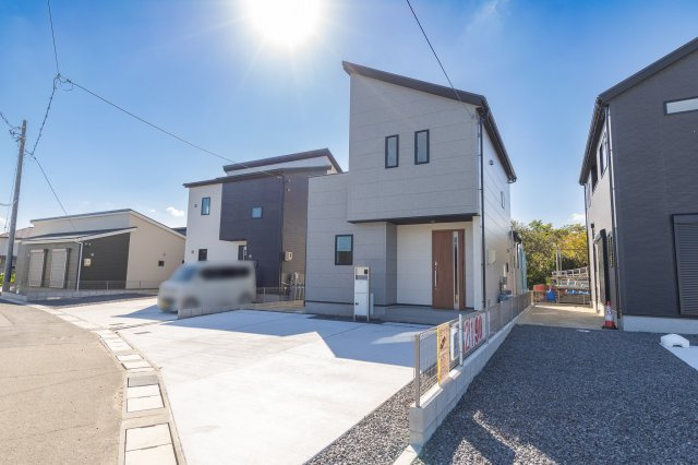 津市芸濃町椋本《2号棟》の外観