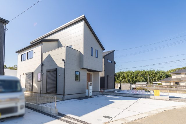 津市芸濃町椋本《2号棟》の外観