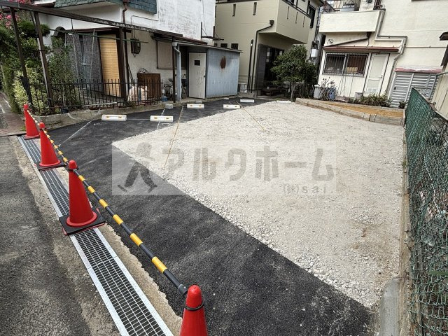旭ヶ丘3丁目駐車場の外観