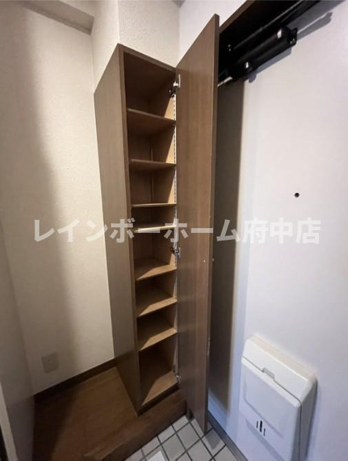 パークサイド芝原の玄関