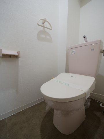 ロンディーネ福富Ⅰのトイレ|※写真は別の部屋のものです。