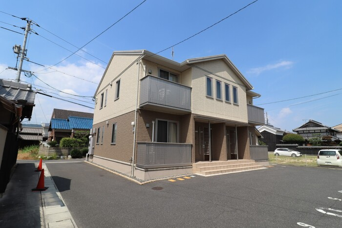 メナージュ　A棟の外観