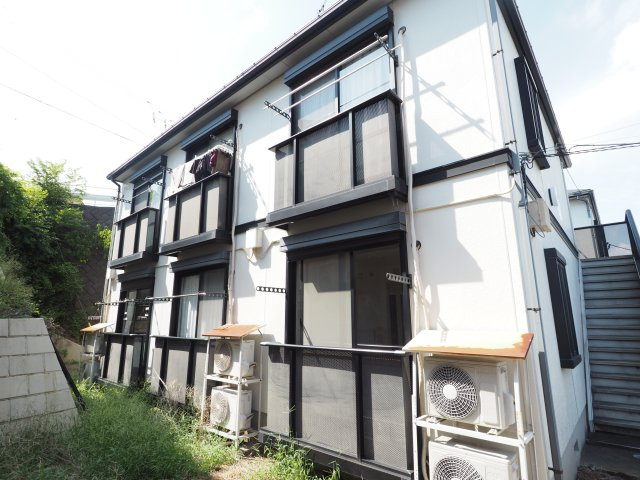 キャプテンハウスC棟の外観