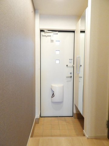 ソーレ　龍田　Ｂの玄関|ゆったりとした玄関です