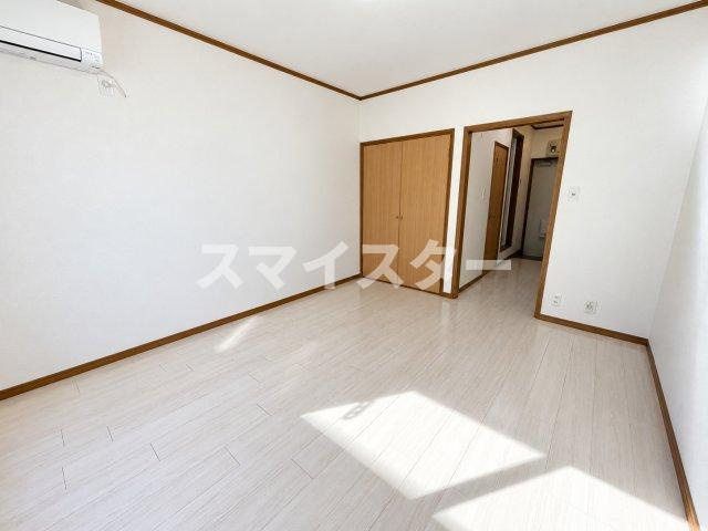 第2コーポ上岡の寝室