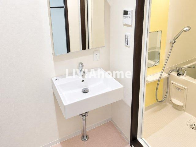 大田区西糀谷１丁目の賃貸マンションの独立洗面台|同シリーズの参考写真です。実際の設備・内装は現況を優先とさせていただきます。