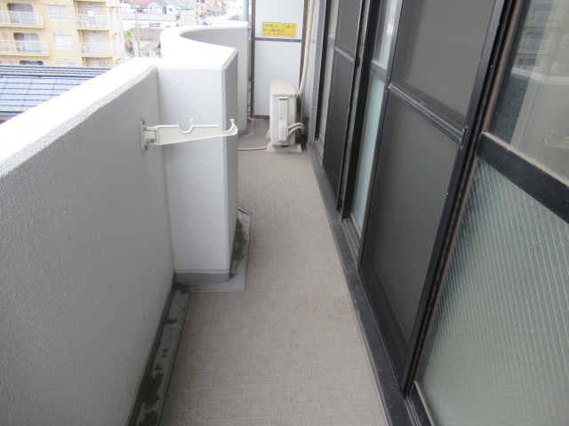 カーネギー東二見のバルコニー