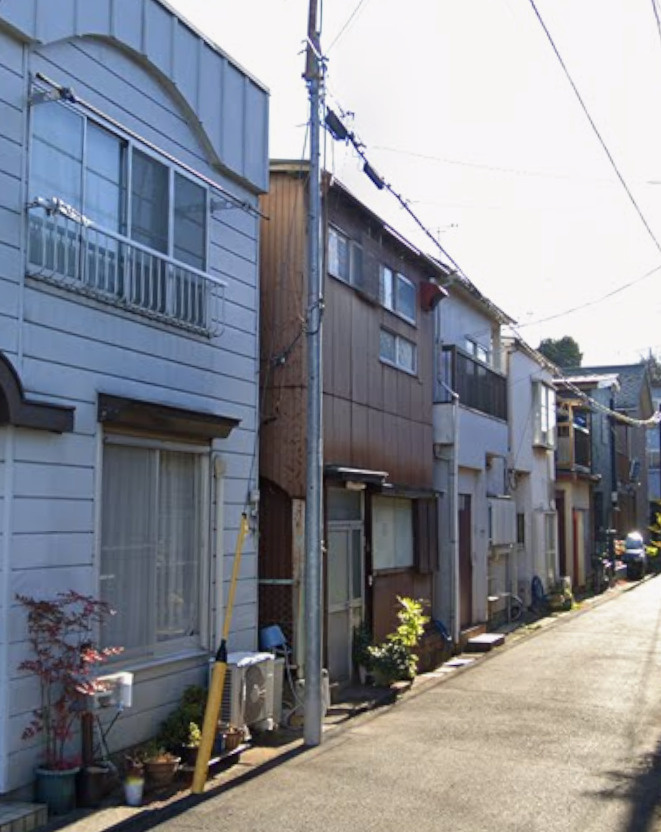 埼玉県富士見市　戸建ての前面道路含む現地写真