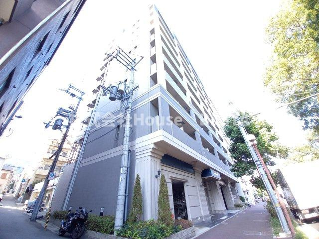 アーバンフラッツ王子公園の外観