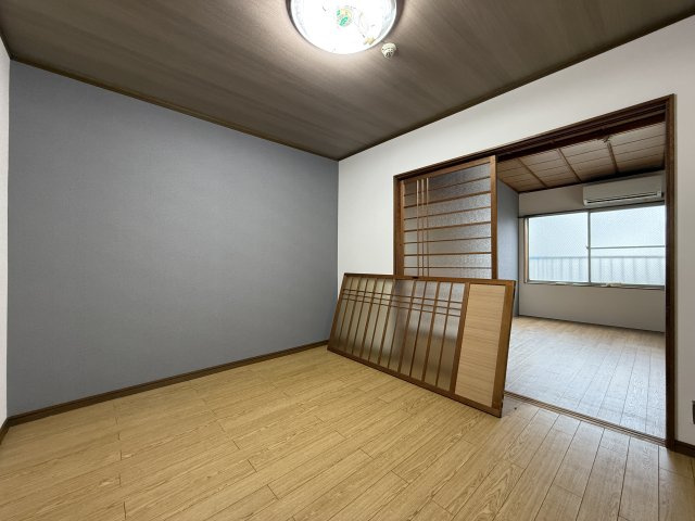 コーポ富士の居間・リビング