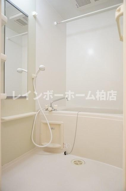 特典：仲介手数料が50％OFFです‼の浴室|浴室乾燥機があります