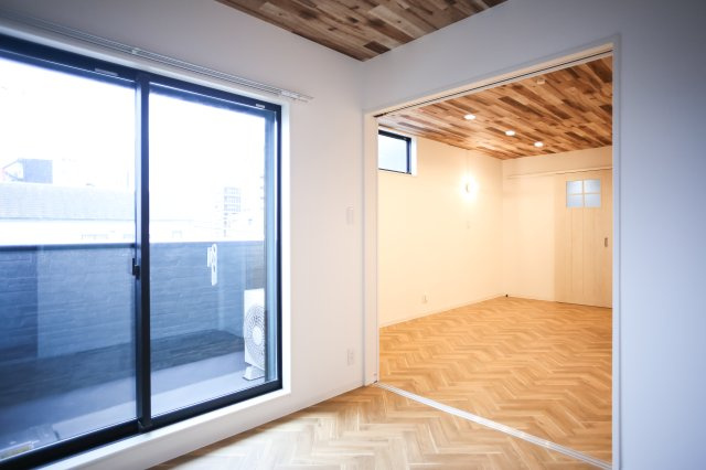 【洋室】 | Calm箱崎 | 使い勝手のいい洋室です※写真は類似です