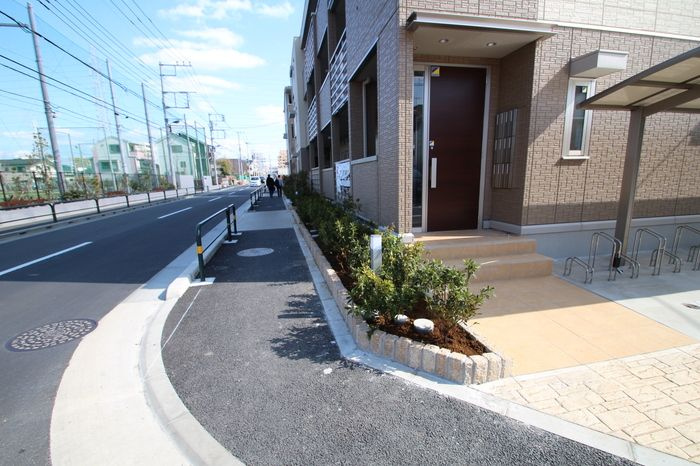 サンフレール　Bのエントランス