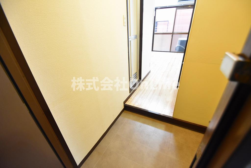 ライラックレインボー北木の本の内装