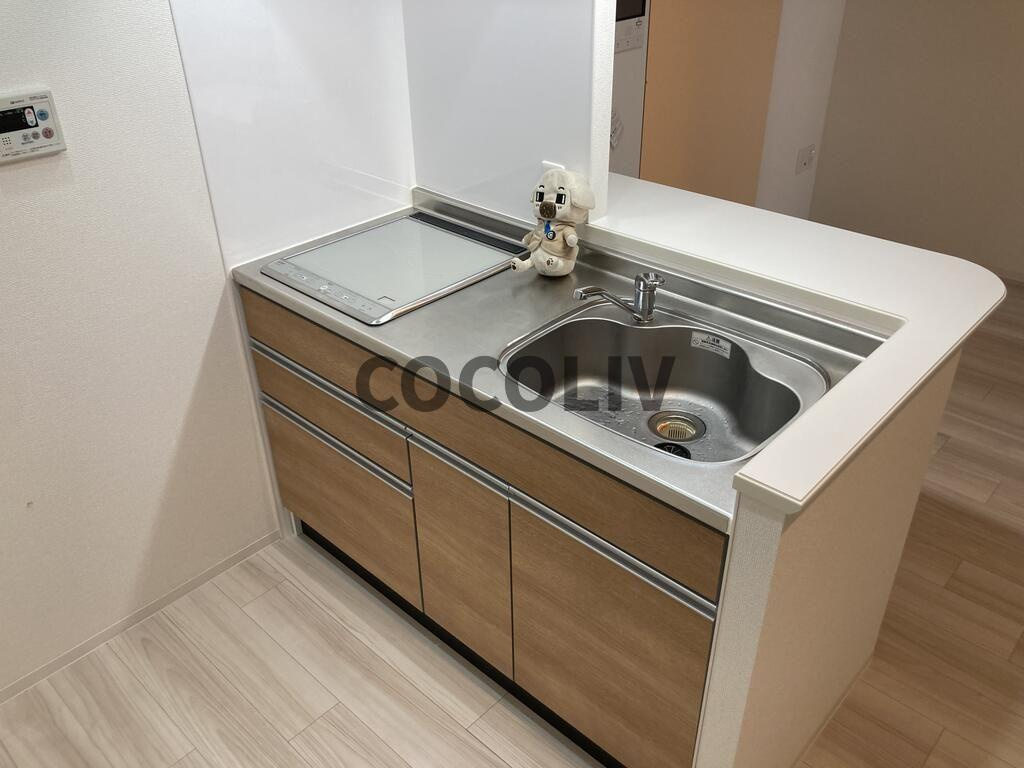 セレニテ神戸元町クレアのキッチン