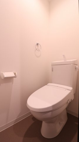 ジーメゾン塩屋のトイレ