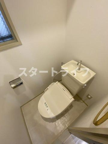 大阪市淀川区三国本町２丁目の賃貸マンションのトイレ