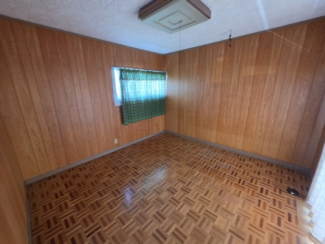 丸亀市川西町北売物件|2階洋室