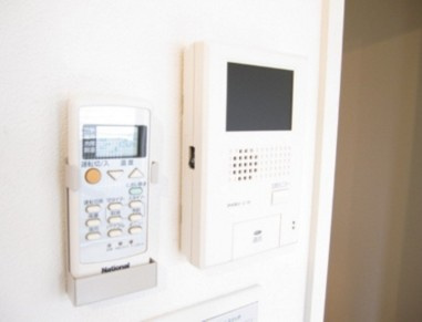 【セキュリティ】 | リヴェール高円寺 | モニター付きインターホン。