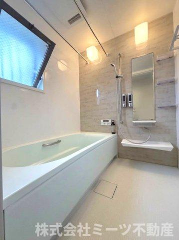 友井４丁目　中古戸建の浴室