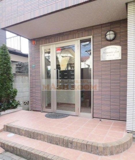 陽だまり荘のエントランス