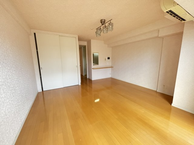 サヴォイテンジンクォーター　舞鶴小学校小学校区の居間・リビング|サヴォイテンジンクォーター