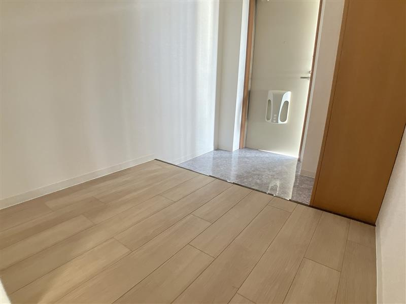 シャンブル榎戸の玄関