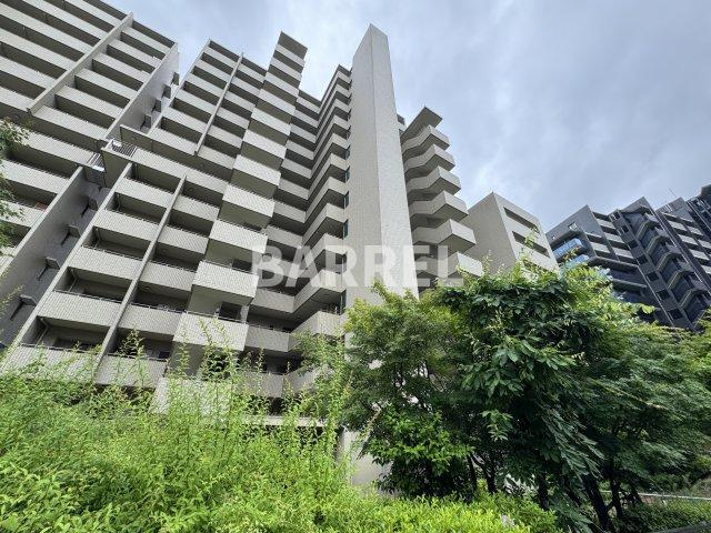 ジオメゾン新千里東町4番館の外観