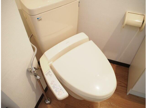 中野区弥生町２丁目の賃貸マンションのトイレ