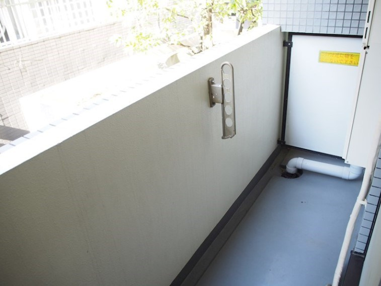 中野区弥生町２丁目の賃貸マンションのバルコニー