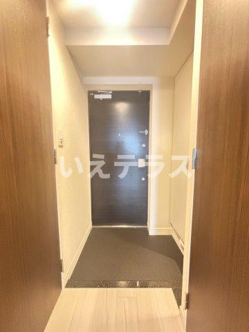 エスライズ神戸三宮山手通弐番館の玄関