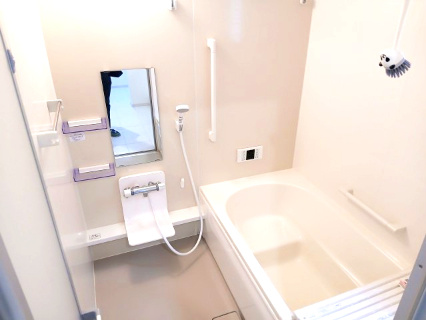 比企郡滑川町月の輪3丁目　中古戸建の浴室