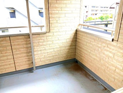比企郡滑川町月の輪3丁目　中古戸建のバルコニー