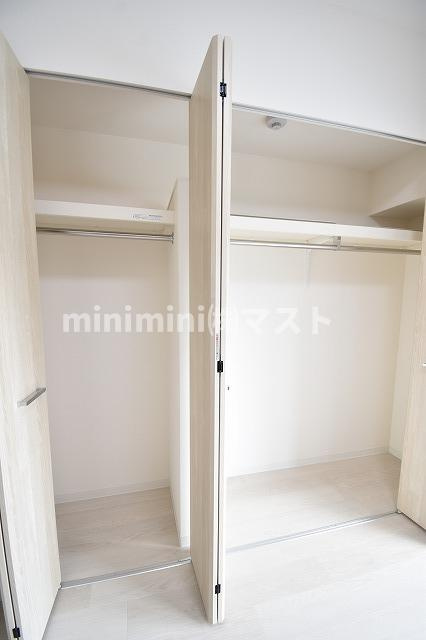 大阪市東成区東今里３丁目の賃貸マンションの収納
