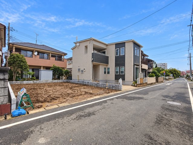 吉川市　木売　新築戸建　全1棟の前面道路含む現地写真|前面道路含む現地写真です