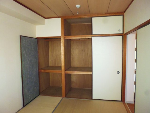 プレジオ王塚台の収納