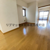 【居間・リビング】パールピアス 