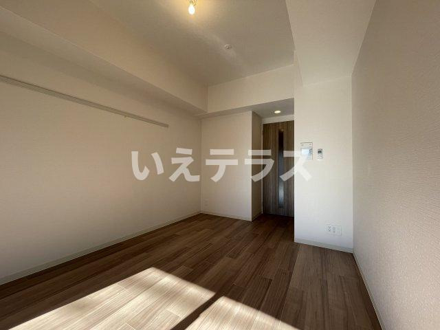 エスライズ神戸三宮山手通弐番館の寝室