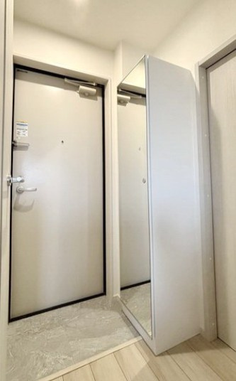 ＫＥＩＡＩ　ＲＥＳＩＤＥＮＣＥ　せんげん台Ⅶの玄関