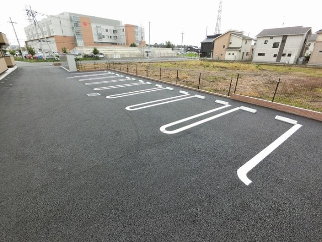 【駐車場】 | エール ド クラージュ　Ａ