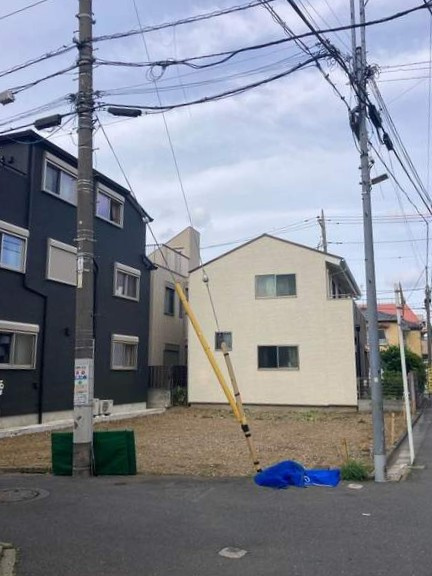 中野区大和町4丁目　南西角地×ZEH水準　限定1棟の前面道路含む現地写真