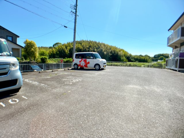 サンビレッジ美浜ⅡCの駐車場
