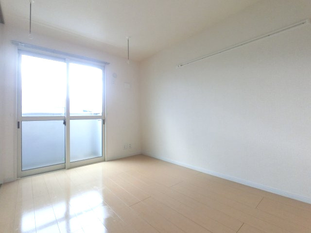 【寝室】